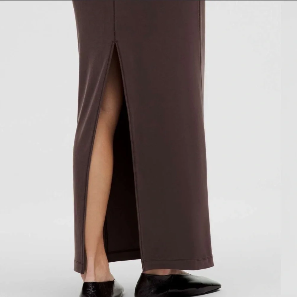 NWT Lululemon Drapey Softstreme Long-Sleeve Maxi Dress Women’s XL Espresso Brown